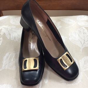 Salvatore Ferragamo Shoes, size 8B good condition